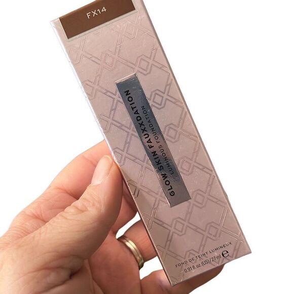XX‎ Revolution Glow Skin FauXXdation Foundation FX14 - Picture 1 of 5
